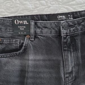 Women's Black Twist Leg Mom Jeans